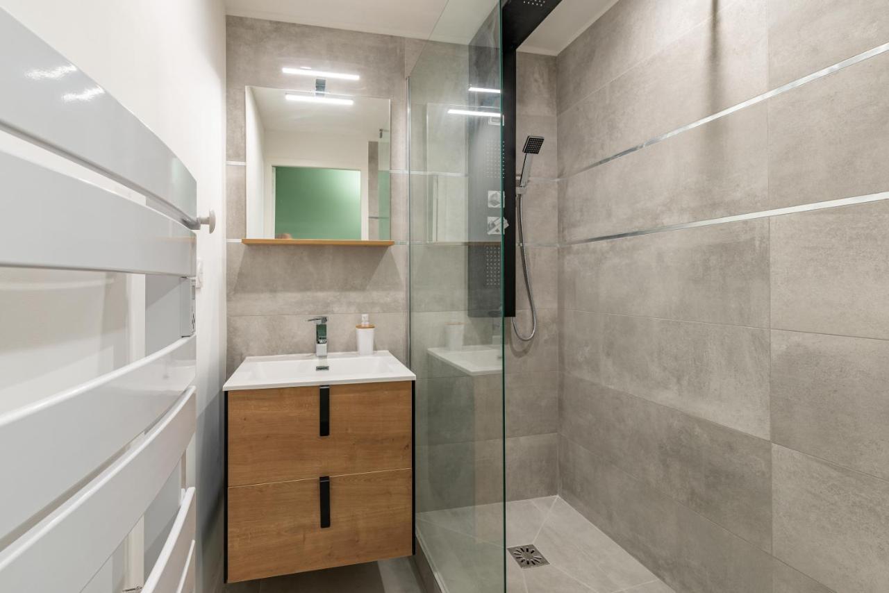 Amja Proche Clinique Saint-Roch Apt 3 Chambres 3 Salles De Bain Parking Gratuit Ideal Famille Groupe Coworking 10 Min Centre Ville 10 Min Plage 5 Min Sortie Autoroute Montpellier Extérieur photo