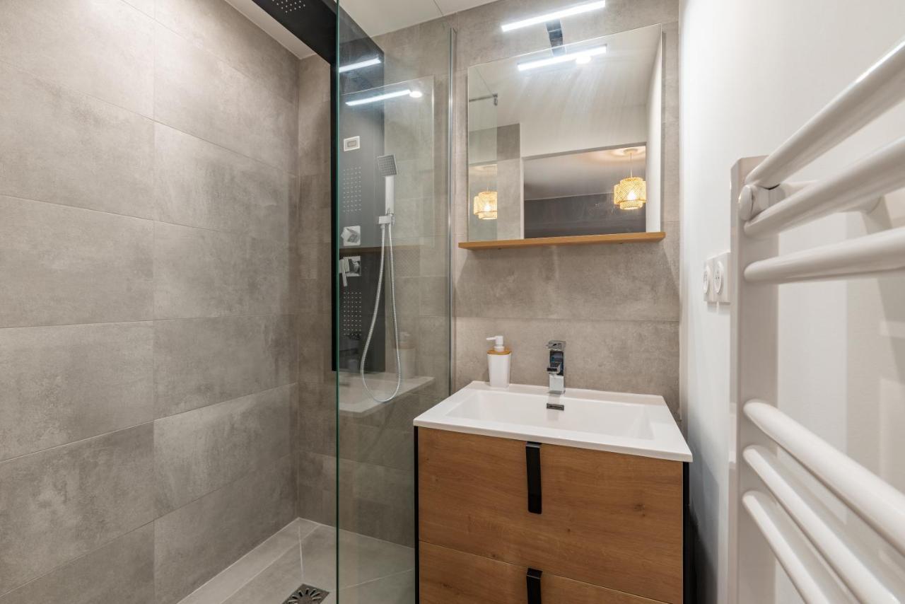 Amja Proche Clinique Saint-Roch Apt 3 Chambres 3 Salles De Bain Parking Gratuit Ideal Famille Groupe Coworking 10 Min Centre Ville 10 Min Plage 5 Min Sortie Autoroute Montpellier Extérieur photo