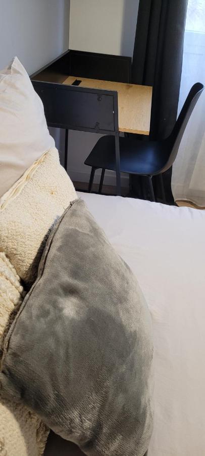 Amja Proche Clinique Saint-Roch Apt 3 Chambres 3 Salles De Bain Parking Gratuit Ideal Famille Groupe Coworking 10 Min Centre Ville 10 Min Plage 5 Min Sortie Autoroute Montpellier Extérieur photo